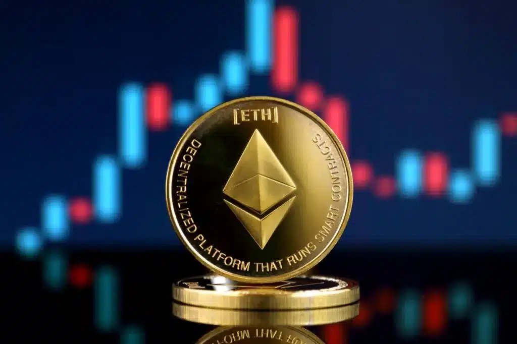 以太坊未平仓合约回落，交易者静待突破信号