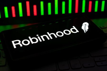 Robinhood Chain上线一周吸金超7000万，ETH需求引擎启动